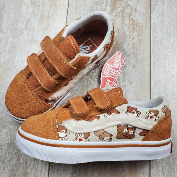 Vans Other - Vans Old Skool Velcro Bear Hugs